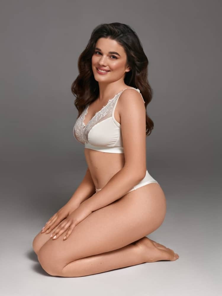 ELENA NEU BEI UNS